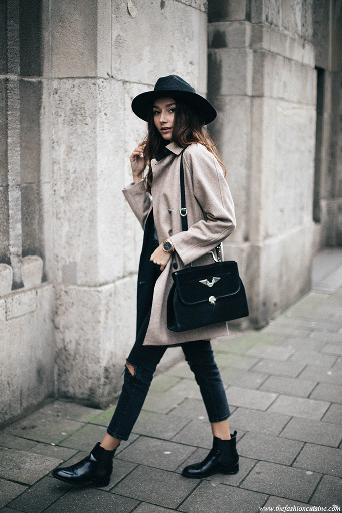 Kiểu giày dép yêu thích tiết lộ điều gì về bạn